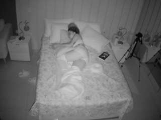 voyeurcam-casa-salsa-bedroom-1 live cam profile