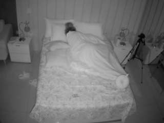 voyeurcam-casa-salsa-bedroom-1 live cam profile