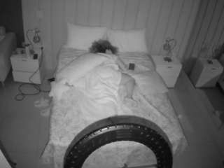 voyeurcam-casa-salsa-bedroom-1