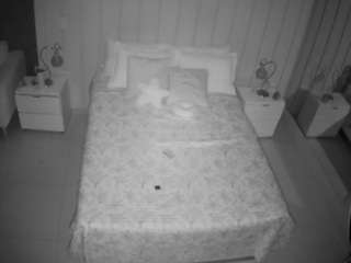 voyeurcam-casa-salsa-bedroom-1
