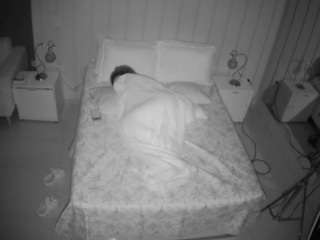 voyeurcam-casa-salsa-bedroom-1