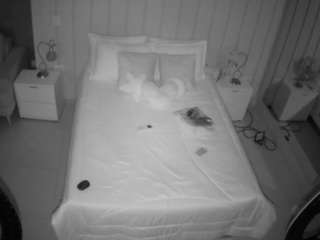 voyeurcam-casa-s... Live Webcam on CamSoda