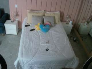 voyeurcam-casa-salsa-bedroom-1