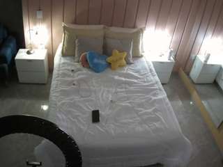 voyeurcam-casa-salsa-bedroom-1