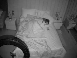 voyeurcam-casa-salsa-bedroom-1