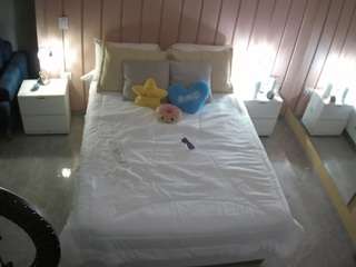 voyeurcam-casa-salsa-bedroom-1
