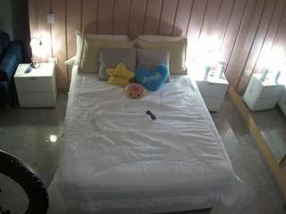 voyeurcam-casa-salsa-bedroom-1