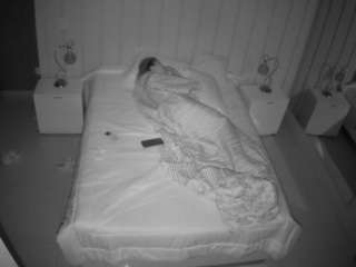 voyeurcam-casa-salsa-bedroom-1
