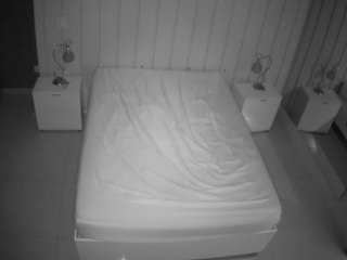 voyeurcam-casa-salsa-bedroom-1