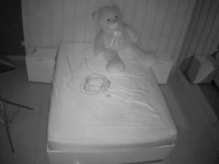 voyeurcam-casa-salsa-bedroom-1