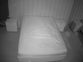 voyeurcam-casa-salsa-bedroom-1