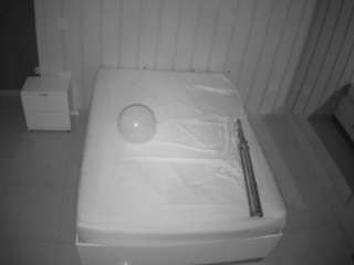 voyeurcam-casa-salsa-bedroom-1