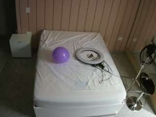 voyeurcam-casa-salsa-bedroom-1