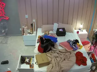 Casa Salsa Bedroom 1's Live Sex Cam Show