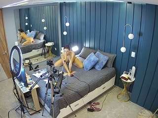 Adult Nude Cam camsoda voyeurcam-casa-salsa-bedroom-2