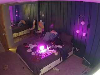 Adult Couple Cam camsoda voyeurcam-casa-salsa-bedroom-2