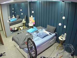 Teen 18 Cam camsoda voyeurcam-casa-salsa-bedroom-2