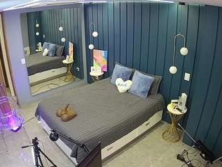 voyeurcam-casa-salsa-bedroom-2