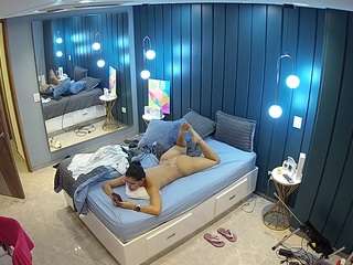 camsoda voyeurcam-casa-salsa-bedroom-2