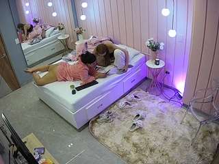 voyeurcam-casa-salsa-bedroom-2
