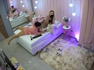 voyeurcam-casa-salsa-bedroom-2