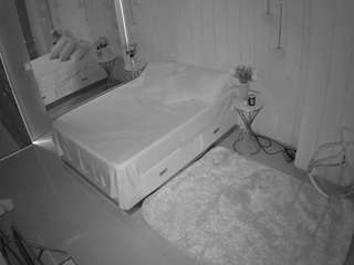 voyeurcam-casa-salsa-bedroom-2