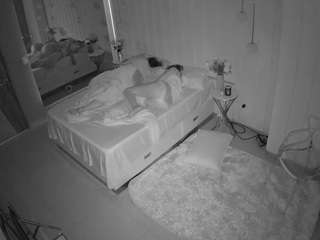 voyeurcam-casa-salsa-bedroom-2