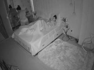 voyeurcam-casa-salsa-bedroom-2