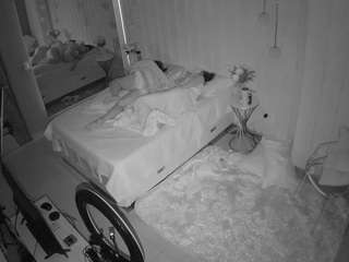 voyeurcam-casa-salsa-bedroom-2