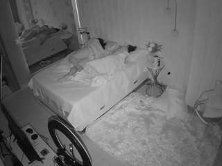 voyeurcam-casa-salsa-bedroom-2