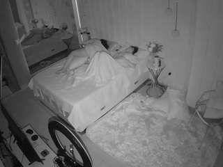voyeurcam-casa-salsa-bedroom-2