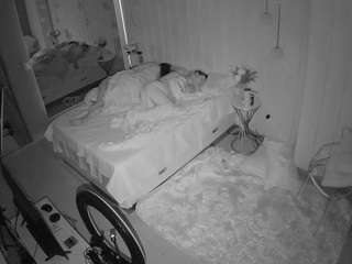 voyeurcam-casa-salsa-bedroom-2