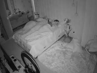 voyeurcam-casa-salsa-bedroom-2