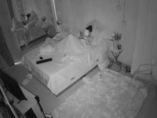 voyeurcam-casa-salsa-bedroom-2