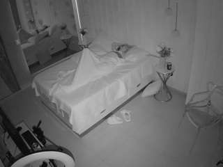 voyeurcam-casa-salsa-bedroom-2
