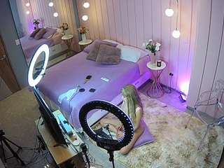 voyeurcam-casa-salsa-bedroom-2