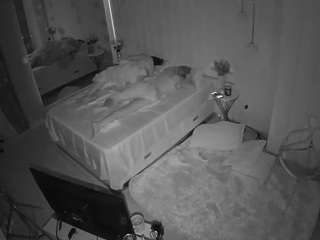 voyeurcam-casa-salsa-bedroom-2