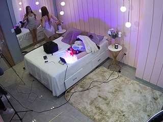 voyeurcam-casa-salsa-bedroom-2