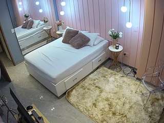 voyeurcam-casa-salsa-bedroom-2
