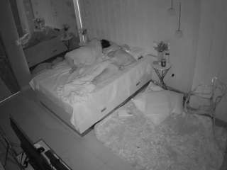 voyeurcam-casa-salsa-bedroom-2