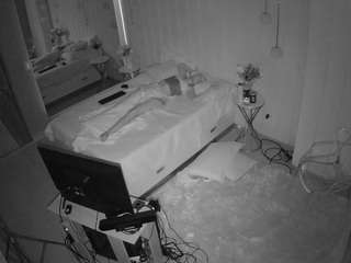 voyeurcam-casa-salsa-bedroom-2