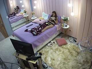 voyeurcam-casa-salsa-bedroom-2