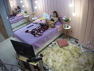 voyeurcam-casa-salsa-bedroom-2