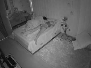 voyeurcam-casa-salsa-bedroom-2