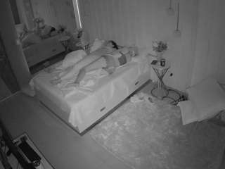 voyeurcam-casa-salsa-bedroom-2