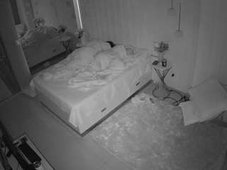 voyeurcam-casa-salsa-bedroom-2