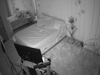 voyeurcam-casa-salsa-bedroom-2