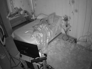 voyeurcam-casa-salsa-bedroom-2