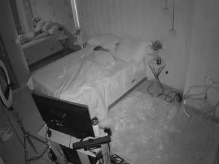 voyeurcam-casa-salsa-bedroom-2