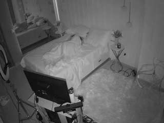 voyeurcam-casa-salsa-bedroom-2